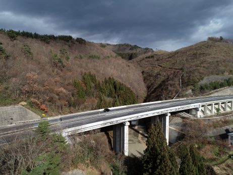 八戸自動車道　楢山橋床版補強工事