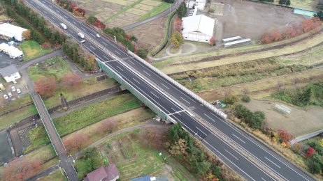 東北自動車道　滝名川橋床版取替工事（その１）