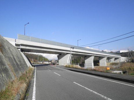 新都市中央線橋梁
