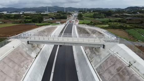 三浦縦貫３号跨道橋